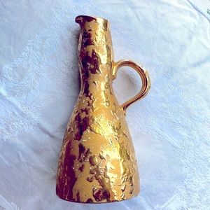 Vintage “50’s Savoy 24kt weeping gold handle, ceramic flower vase.